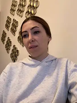 RaquelleDevon online show from 6, 3, 2025