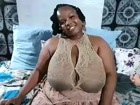 Snapshot of Candiyliciousxx chatting on 19, 5, 2026 Candiyliciousxx online show from 19, 5, 2026