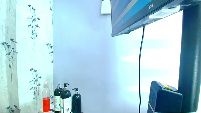 Snapshot of Mia_candy_0 chatting on 11, 3, 2025 Mia candy 0 online show from 11, 3, 2025