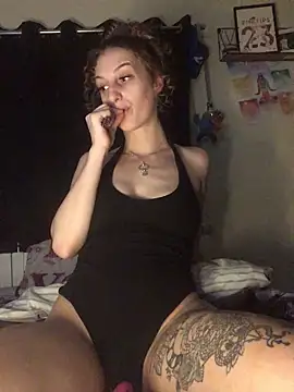 Snapshot of indie-rayne chatting on 12, 12, 2024 indie-rayne online show from 12, 12, 2024