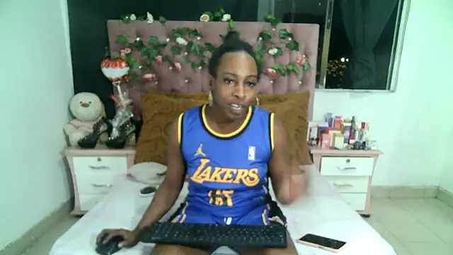 Snapshot of ValeriaTsx chatting on 18, 9, 2025 ValeriaTsx online show from 18, 9, 2025
