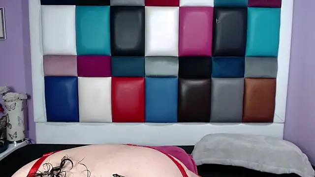 Sam-Evans-hot online show from 9, 1, 2025