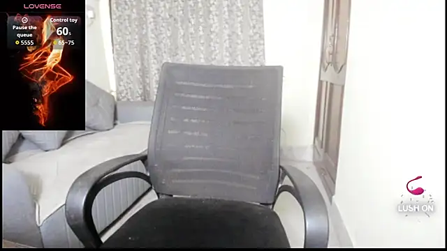 Snapshot of Rubika_sharma chatting on 2, 10, 2025 Rubika sharma online show from 2, 10, 2025