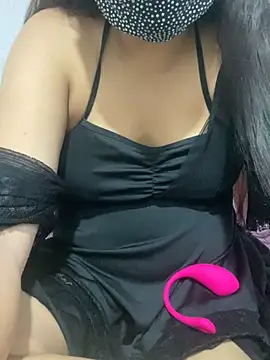 Snapshot of Crowny_girl chatting on 27, 3, 2026 Crowny girl online show from 27, 3, 2026