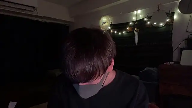 Snapshot of poketkuma chatting on 23, 11, 2025 poketkuma online show from 23, 11, 2025