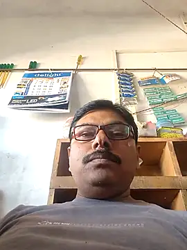 Snapshot of Srmotrs chatting on 3, 3, 2026 Srmotrs online show from 3, 3, 2026