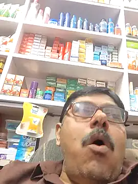 Snapshot of Srmotrs chatting on 4, 3, 2026 Srmotrs online show from 4, 3, 2026