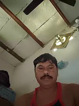 Snapshot of Srmotrs chatting on 6, 3, 2026 Srmotrs online show from 6, 3, 2026