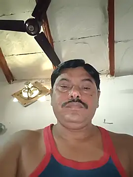 Snapshot of Srmotrs chatting on 12, 3, 2026 Srmotrs online show from 12, 3, 2026