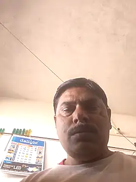 Snapshot of Srmotrs chatting on 15, 3, 2026 Srmotrs online show from 15, 3, 2026