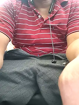 Snapshot of Srmotrs chatting on 16, 4, 2026 Srmotrs online show from 16, 4, 2026