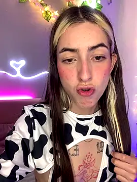 YouliteSllut2 online show from 4, 12, 2024