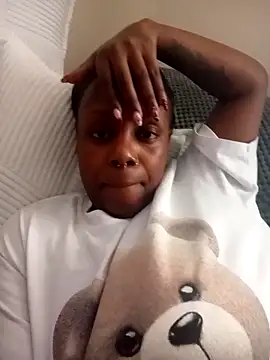 Snapshot of Miss_Amani chatting on 19, 10, 2025 Miss Amani online show from 19, 10, 2025