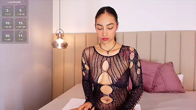 Snapshot of Leamonroe__ chatting on 22, 3, 2025 Leamonroe online show from 22, 3, 2025