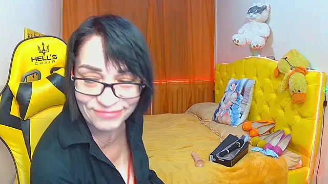 SandraHormas online show from 4, 2, 2025