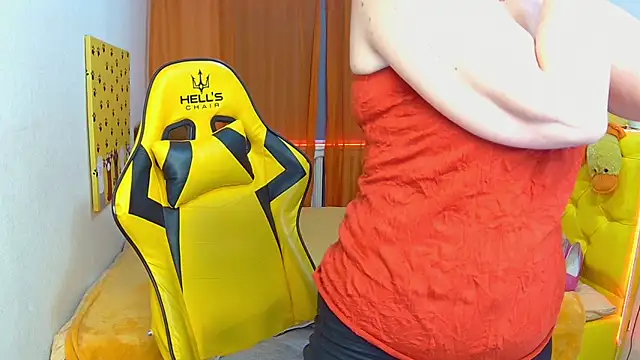 SandraHormas online show from 8, 2, 2025