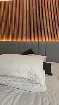 EmiilyAdams  online show from 13, 3, 2026