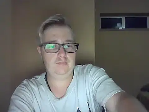 bisexualboy05 online show from 13, 1, 2025