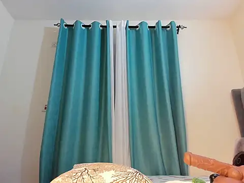 dolly booty online show from 22, 10, 2025