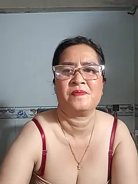 Snapshot of phnz chatting on 18, 2, 2025 phnz online show from 18, 2, 2025