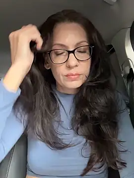 Snapshot of BeautifulMesss chatting on 19, 10, 2025 BeautifulMesss online show from 19, 10, 2025