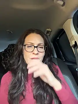 BeautifulMesss online show from 9, 11, 2025