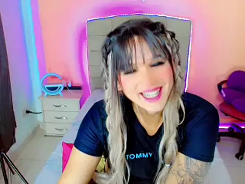 TaylorMon online show from 12, 1, 2025