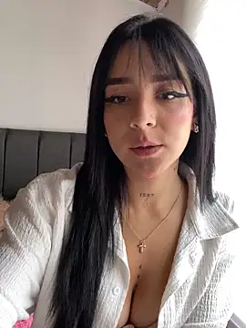 Snapshot of Gabitorres chatting on 11, 9, 2025 Gabitorres online show from 11, 9, 2025