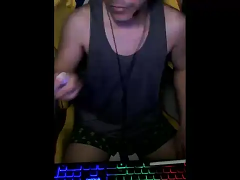 cloudyth1994 online show from 4, 3, 2025