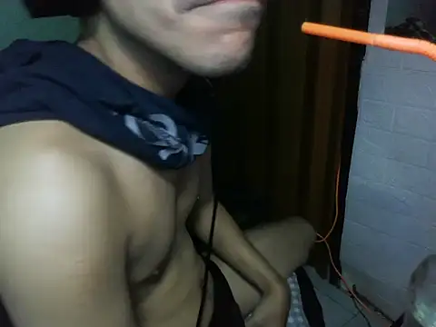 cloudyth1994 online show from 17, 11, 2025