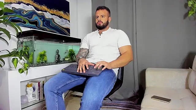 Johnnygrayson1 online show from 24, 1, 2025