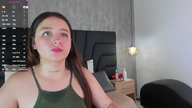 Snapshot of Sabrina_Lennox chatting on 22, 2, 2025 Sabrina Lennox online show from 22, 2, 2025