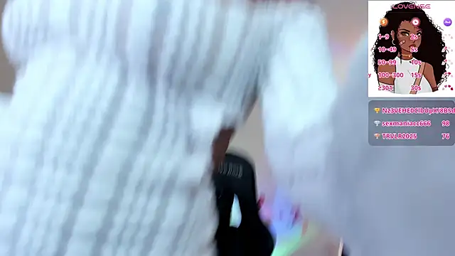 Snapshot of aleja_montiel__ chatting on 25, 2, 2025 aleja montiel online show from 25, 2, 2025