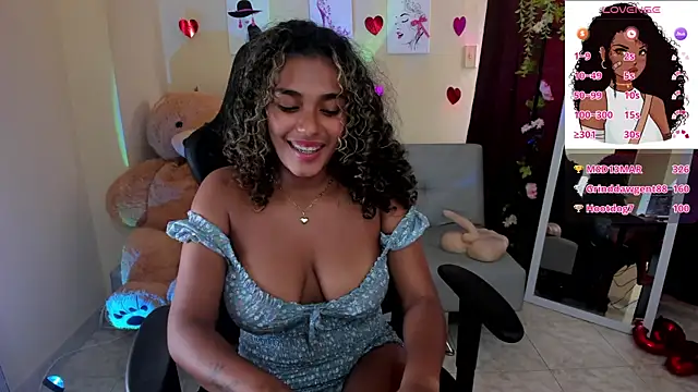 Snapshot of aleja_montiel__ chatting on 7, 3, 2025 aleja montiel online show from 7, 3, 2025