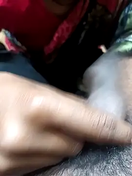 Snapshot of hairipussy2 chatting on 25, 2, 2025 hairipussy2 online show from 25, 2, 2025