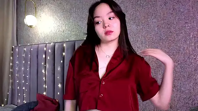 TaiteGloss online show from 9, 1, 2025