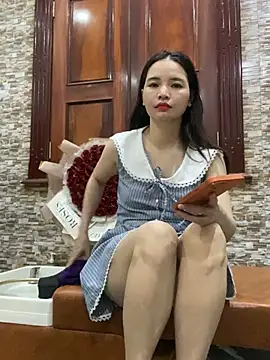 LiLi-Kirix99 online show from 29, 6, 2026