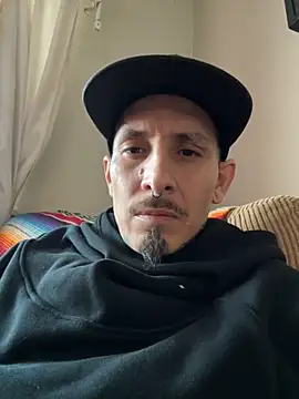 Snapshot of NutP619 chatting on 4, 12, 2025 NutP619 online show from 4, 12, 2025