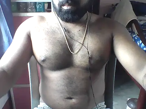 Snapshot of hot_to_handel chatting on 13, 5, 2026 hot to handel online show from 13, 5, 2026