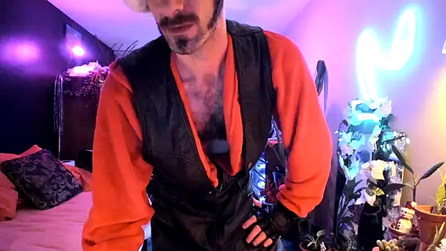 leatherz69 online show from 16, 12, 2024
