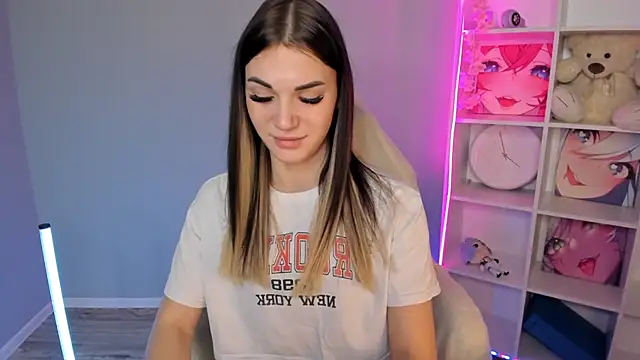 Snapshot of Hellen_Moore chatting on 18, 12, 2024 Hellen Moore online show from 18, 12, 2024