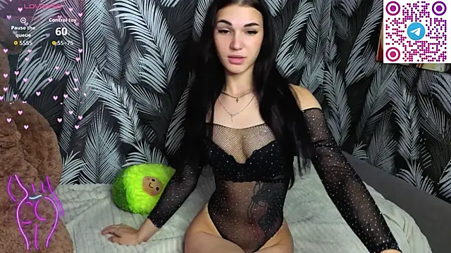 Snapshot of Hellen_Moore chatting on 10, 9, 2025 Hellen Moore online show from 10, 9, 2025