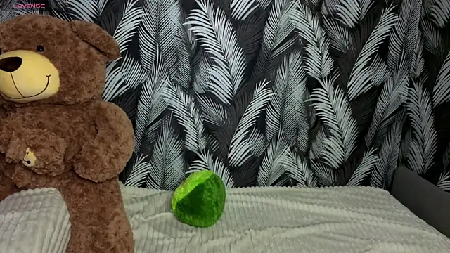 Snapshot of Hellen_Moore chatting on 23, 9, 2025 Hellen Moore online show from 23, 9, 2025