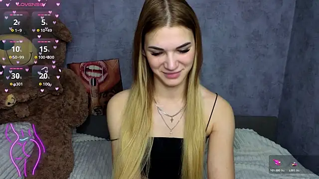 Snapshot of Hellen_Moore chatting on 29, 10, 2025 Hellen Moore online show from 29, 10, 2025