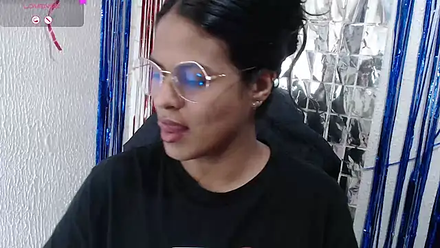 SweetAlmaa online show from 16, 9, 2025