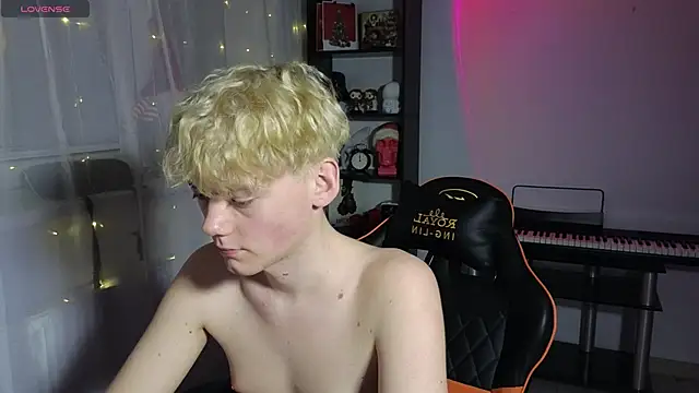 Keytaro online show from 11, 3, 2025