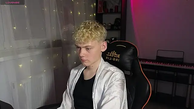 Keytaro online show from 18, 3, 2025