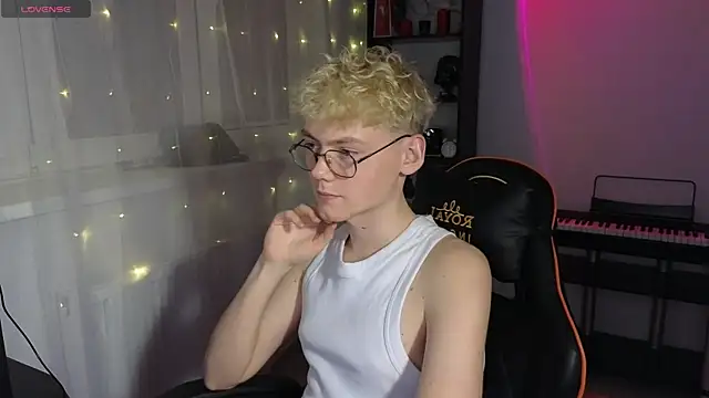 Keytaro online show from 22, 3, 2025