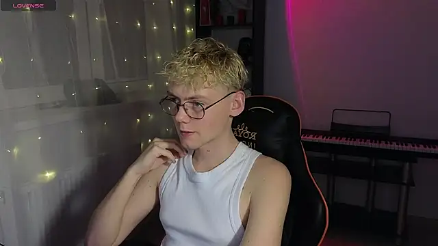 Keytaro online show from 22, 3, 2025