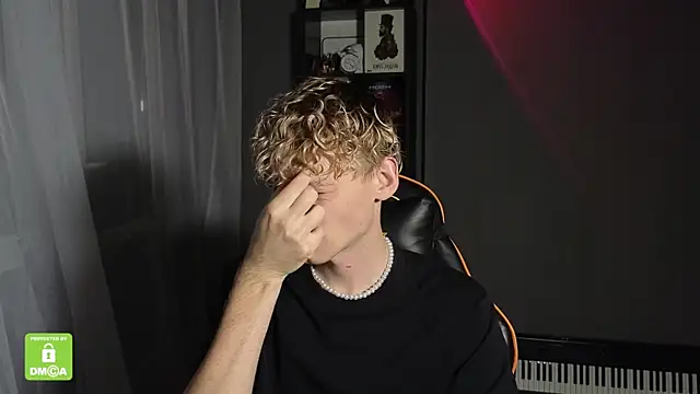 Keytaro online show from 12, 9, 2025